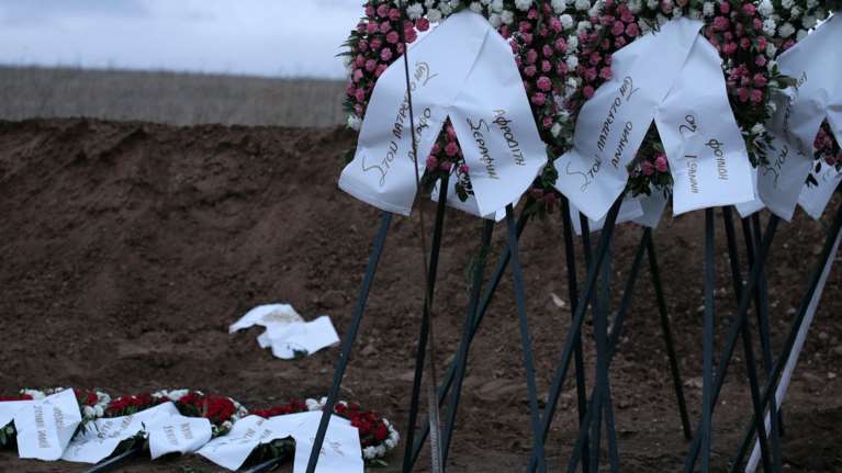 Πόσοι είναι τελικά οι θάνατοι από κορονοϊό στην Ελλάδα;- Η δήλωση Βενιζέλου, η απάντηση Πλεύρη και η αλήθεια