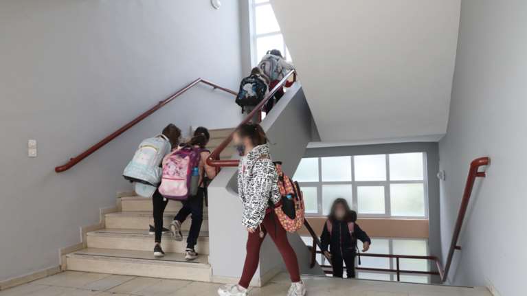 Κυβερνητικός εκπρόσωπος για σχολεία: Θέλουμε άνοιγμα 10 Ιανουαρίου, ενδεχόμενo αυστηρότερων μέτρων