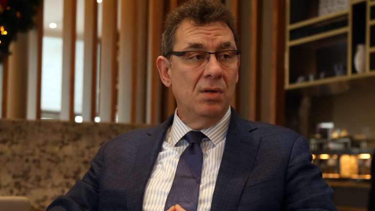 Μπουρλά: Έως το τέλος του χρόνου θα ξέρουμε αν το φάρμακο για τον κορονοϊό είναι αποτελεσματικό - Τι είπε για τις μεταλλάξεις