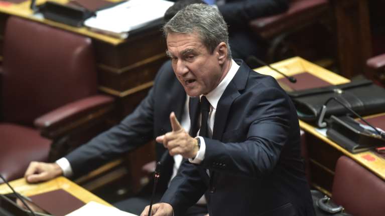 Δίκη προστατευόμενων μαρτύρων Novartis: &quot;Ήθελα να δείρω τον Τσίπρα στη Βουλή - Έπρεπε να τον μηνύσω&quot; είπε ο Λοβέρδος