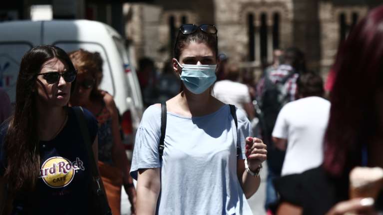 Κορονοϊός: Αγωνία για τον Αύγουστο - Διπλάσιος ο αριθμός κρουσμάτων από το lockdown του Μαρτίου