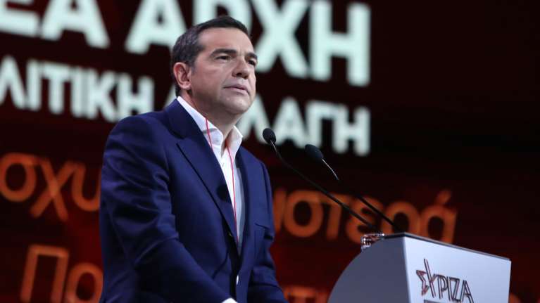 Άγχος Τσίπρα για τις κάλπες στον ΣΥΡΙΖΑ, αν και μοναδικος υποψήφιος- Ειρωνίες για τα sms σε  στελέχη ΝΔ - ΚΚΕ να ψηφίσουν