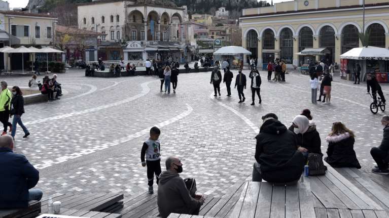Κορονοϊός: Τετραψήφια και σήμερα τα κρούσματα, 1.151 νέες λοιμώξεις - 27 θάνατοι και 246 διασωληνωμένοι
