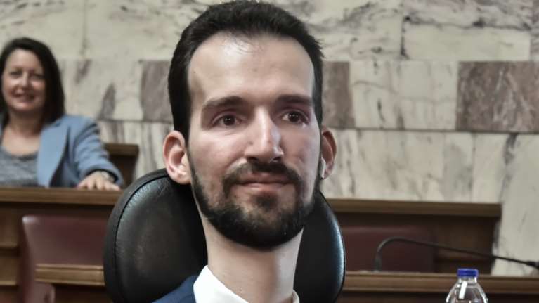 Στέλιος Κυμπουρόπουλος: Έφυγε άρον άρον από εκδήλωση - &quot;Αντίκρισα το θέαμα που πάντα με φοβίζει&quot;