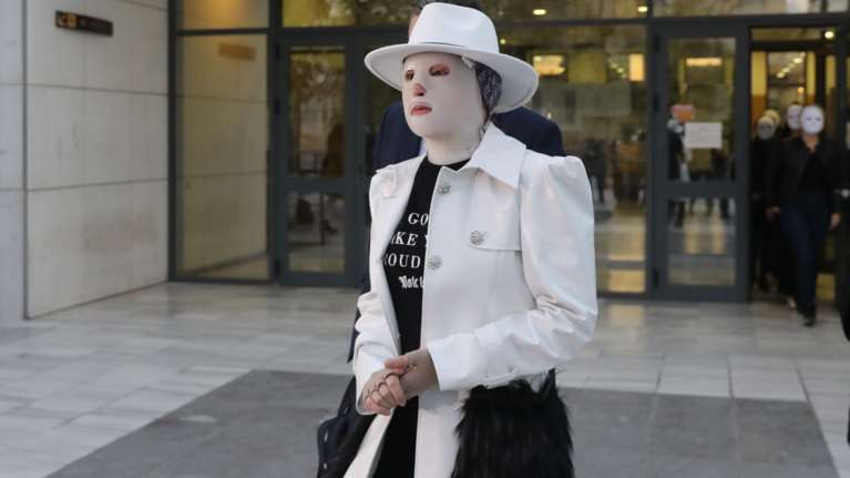 Δύσκολες στιγμές για την Ιωάννα Παλιοσπύρου: Τι της είπαν οι γιατροί στο Παρίσι για τα εγκαύματα