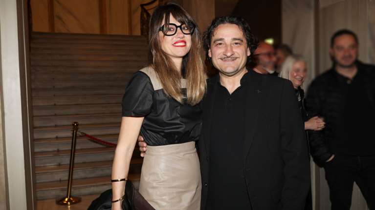 Επέτειος για τον Βασίλη Χαραλαμπόπουλο και τη Λίνα Πρίντζου: Αδημοσίευτες φωτογραφίες από τον γάμο τους στη Βενετία