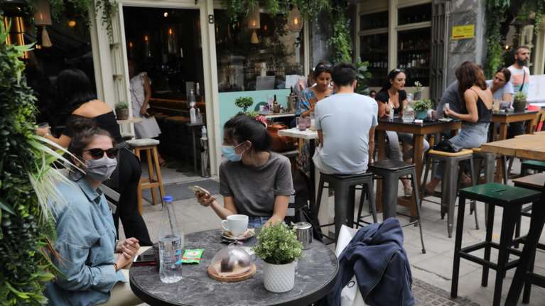 Το καλό και το κακό σενάριο για τα κρούσματα και τους διασωληνωμένους τον Ιούλιο - Τι λέει ο Μαγιορκίνης