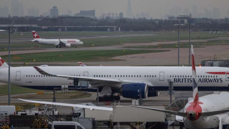 Βρετανία: Σοβαρή τεχνική βλάβη στο σύστημα εναέριας κυκλοφορίας - Πτήσεις καθηλώθηκαν σε Λονδίνο και Εδιμβούργο