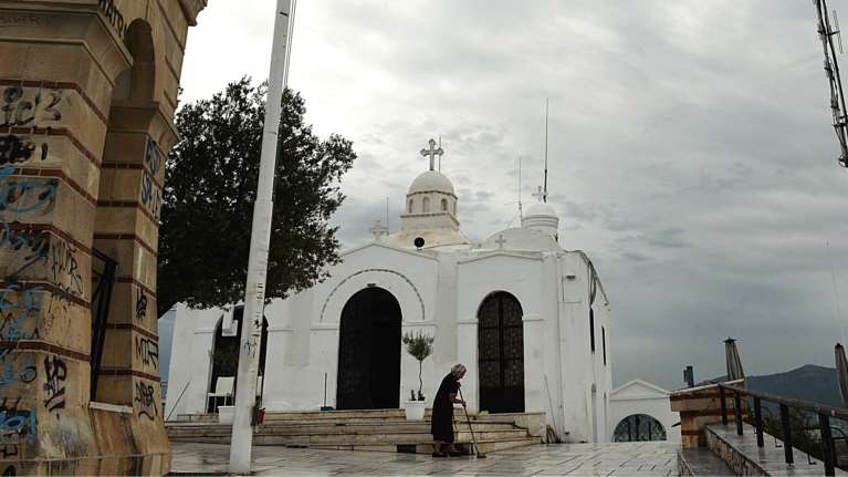 Επιδείνωση καιρού: Σύντομη, εντυπωσιακή και εν δυνάμει επικίνδυνη η αλλαγή  από αύριο το μεσημέρι