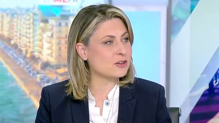 Επιμένει η βουλευτής Χριστίνα Αλεξοπούλου για τον &quot;ανθέλληνα&quot; Σαμαρά: Οι λέξεις δεν είναι τόσο βαριές όσο οι συμπεριφορές