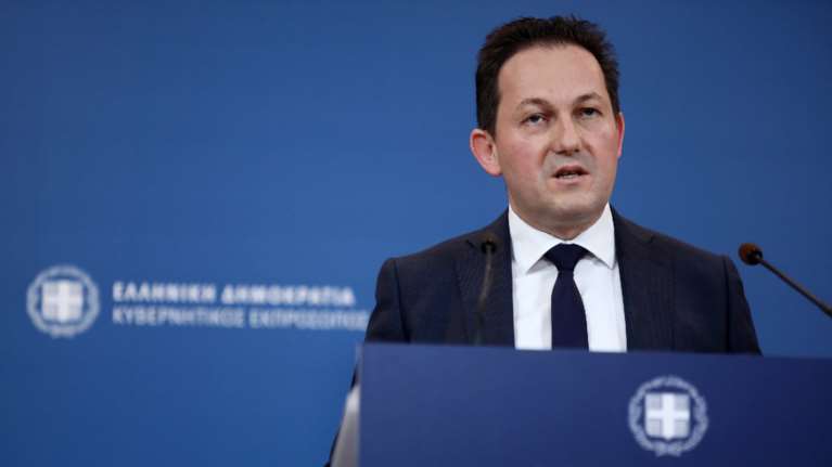 Πέτσας για αποκαλύψεις Καλογρίτσα: Ο Τσίπρας δεν ήξερε τίποτα για τα εκατομμύρια που άλλαζαν χέρια;