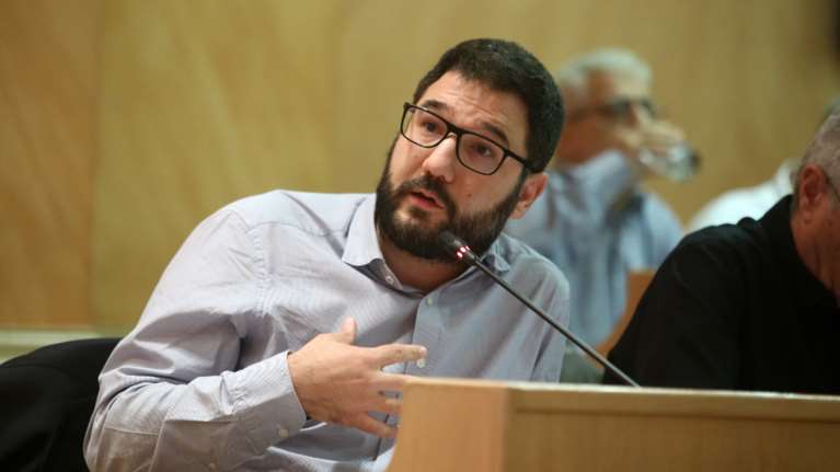 Ηλιόπουλος για υποκλοπές: Το Politico επιβεβαιώνει την προσπάθεια συγκάλυψης του σκανδάλου