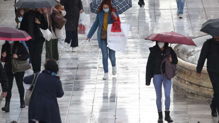 Μία κρύο μία ζέστη ο καιρός μέχρι το Πάσχα με βροχές, χαλάζι  και πτώση της θερμοκρασίας - Συστάσεις για προσοχή