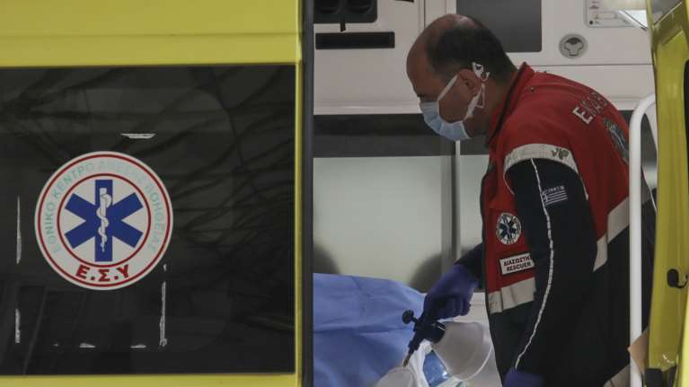 Κορονοϊός: Στους 126 οι νεκροί στη χώρα - Κατέληξε 74χρονος στην Κομοτηνή