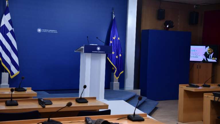 Κυβερνητικός εκπρόσωπος: Οι καταναλωτές θα δουν απορρόφηση των αυξήσεων στο ρεύμα έως και 90%