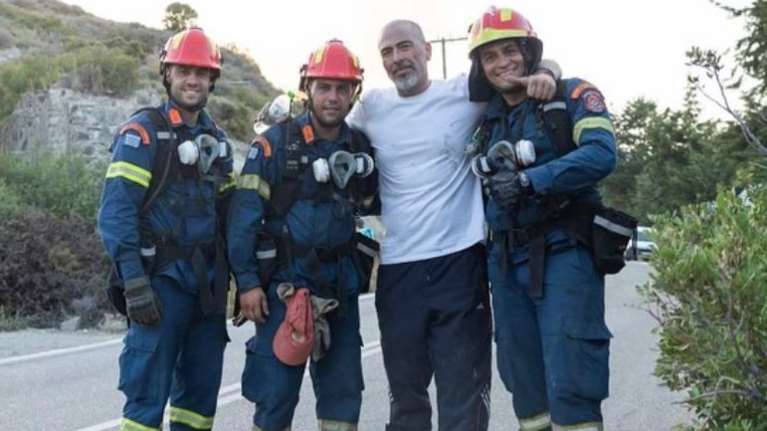 Βαλάντης: Βοηθούσε στην κατάσβεση των πυρκαγιών στη Ρόδο - &quot;Είμαι περήφανος για τους Ροδίτες&quot;
