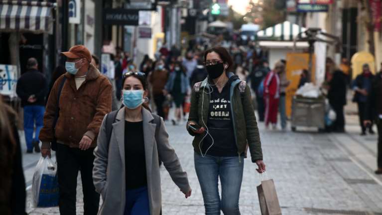 Βροχές και καταιγίδες τοπικά- Βελτίωση και ηλιοφάνεια μέσα στην ημέρα