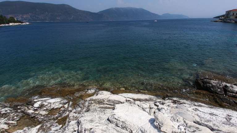 Κορονοϊός: Covid-free έγιναν Άνδρος και Ιθάκη - Στο 0% η θετικότητα στα δύο νησιά