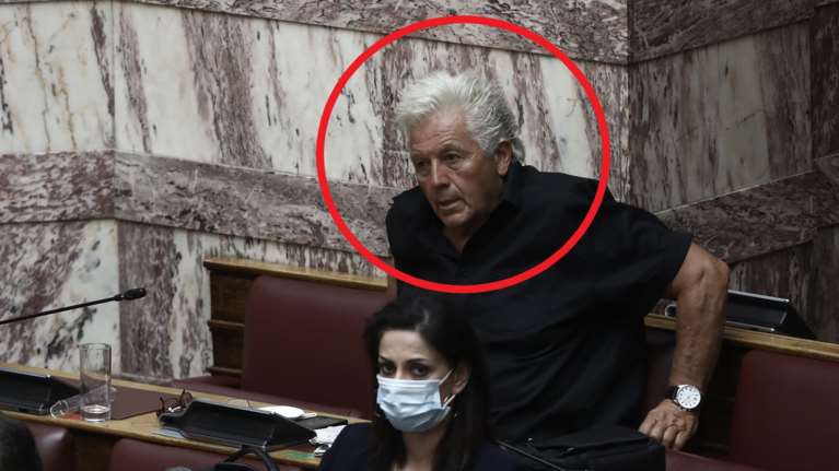 Βουλή: Όλοι με μάσκα λόγω κορονοϊού εκτός από τον &quot;επαναστάτη&quot; Παπαχριστόπουλο