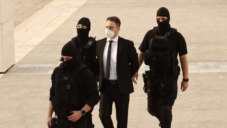 Ο Μπάμπης Αναγνωστόπουλος δήλωσε στα 8 μαθήματα της Νομικής και… οικογενειακό δίκαιο- Κόλλημα με το Πανεπιστήμιο Θράκης που πέρασε