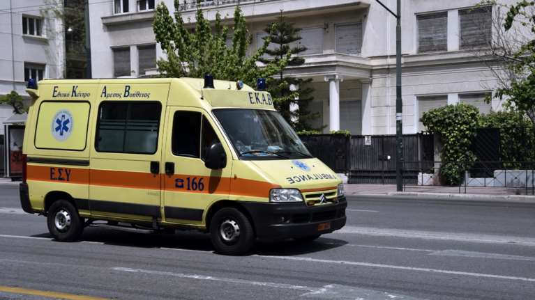 Τραγωδία στην Πέλλα: Νεκρός ο διευθυντής σχολείου που παρασύρθηκε από φορτηγό έξω από το σχολείο