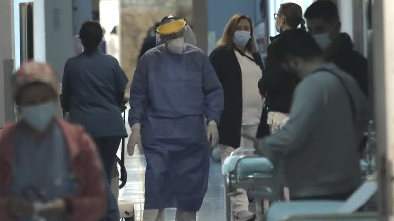 Κορονοϊός: Νέο "μαύρο"ρεκόρ με 776 διασωληνωμένους - 3.228 νέα κρούσματα σήμερα και 73 θάνατοι