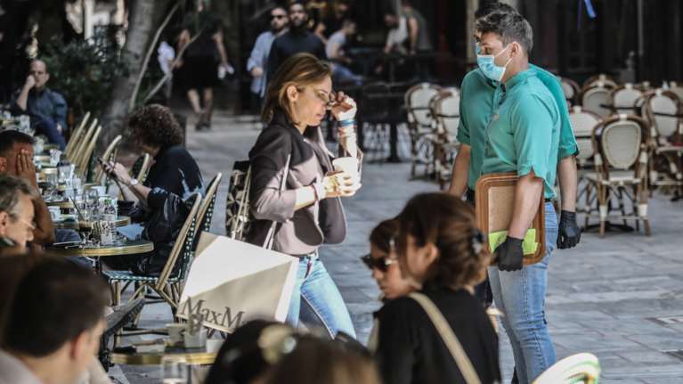 Θεσσαλονίκη: Viral η παραγγελία πελάτη σε καφετέρια – Ζήτησε να του χτυπήσουν τη ζάχαρη στον καφέ... 100  φορές