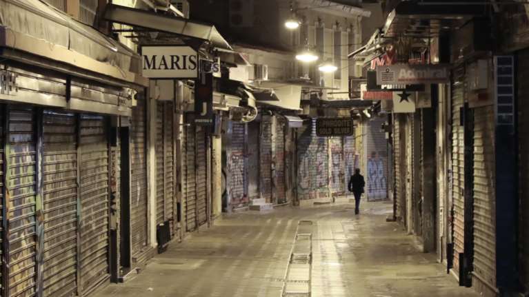 Κορονοϊός: Ο Πέτσας διαψεύδει το &quot;άμεσο lockdown&quot; στην Αττική- Πιθανή όμως η απαγόρευση μετακινήσεων μεταξύ Περιφερειών