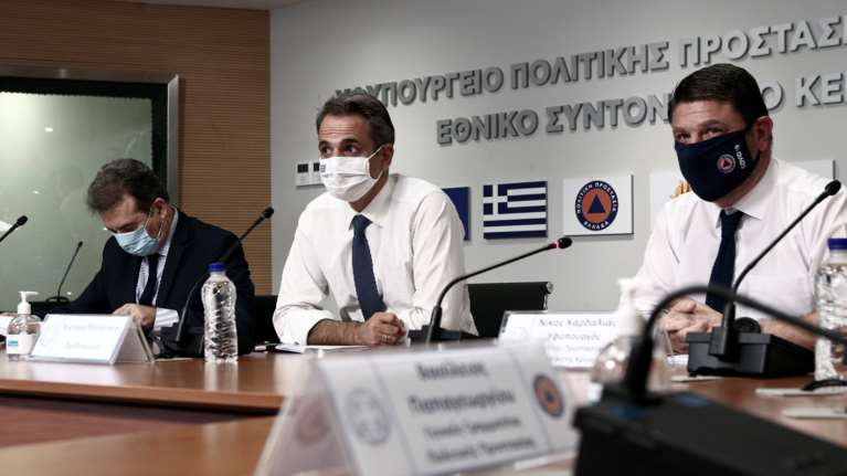 Μητσοτάκης στην Πολιτική Προστασία: &quot;Αποδείξαμε στην πράξη ότι μπορούμε να τα φέρουμε όλα εις πέρας&quot;