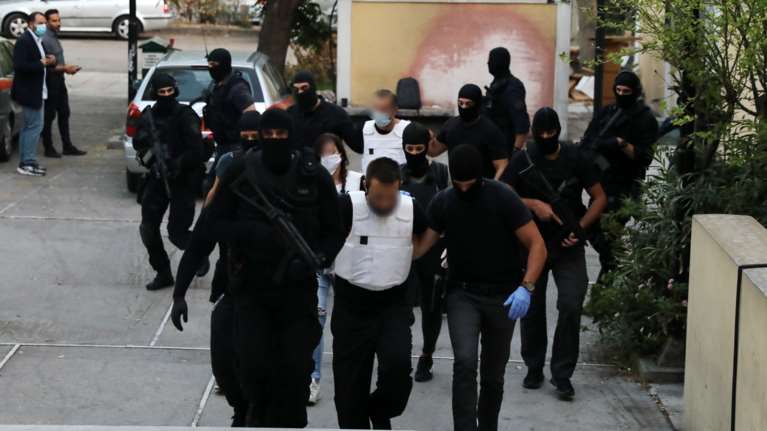 Γιάφκα στο Κουκάκι: Ποινική δίωξη για κακούργημα στον έναν εκ των τριών συλληφθέντων