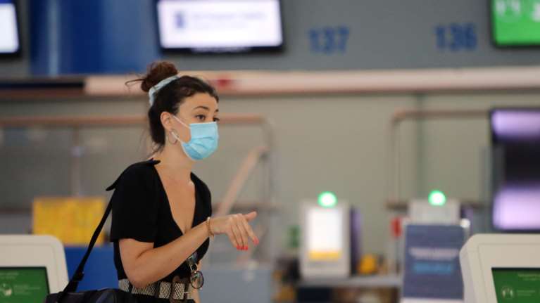 Κορονοϊός: Στο τραπέζι σενάριο να &quot;παγώσουν&quot; τα ταξίδια και οι διακοπές στην Ευρώπη