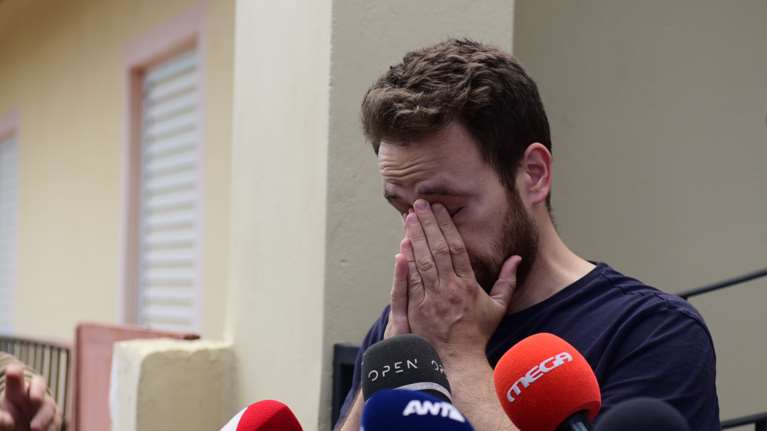 Γλυκά Νερά: Τη γλώσσα των δολοφόνων της Καρολάιν αναγνώρισε ο 32χρονος πιλότος [βίντεο]