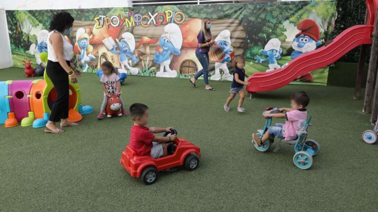 Ανω Πατήσια: Δίχρονος βγήκε από τον παιδικό σταθμό και περιπλανιόταν στον δρόμο - Καταγγελία του πατέρα