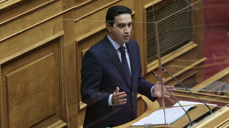 Πρόταση δυσπιστίας - Κατρίνης: &quot;Το Κίνημα Αλλαγής είναι εδώ - Μητσοτάκης και Τσίπρας δεν παίζουν μόνοι τους&quot;