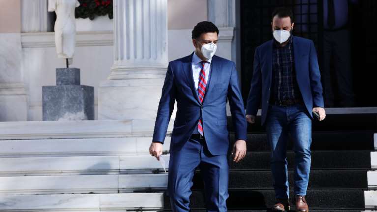 Κικίλιας: Δεν πρέπει να εφησυχάζουμε - Η πανδημία είναι ακόμα εδώ