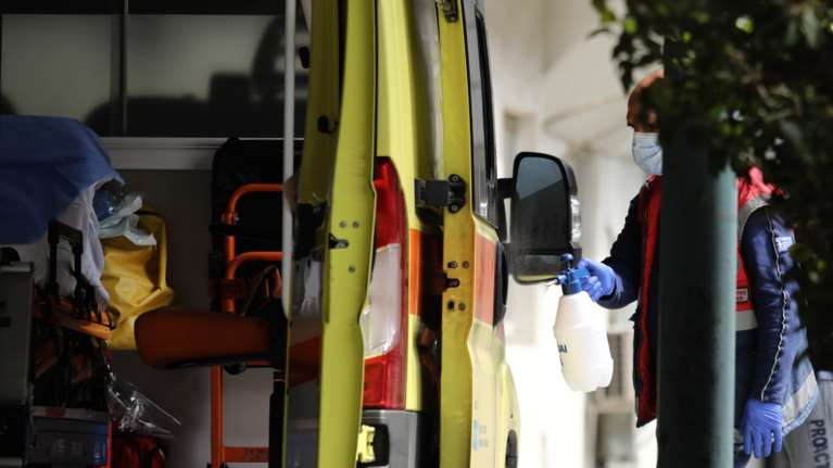 Θρίλερ στο Ψυχικό: Εντοπίστηκε σορός άνδρα σε γκρεμό 50 μέτρων