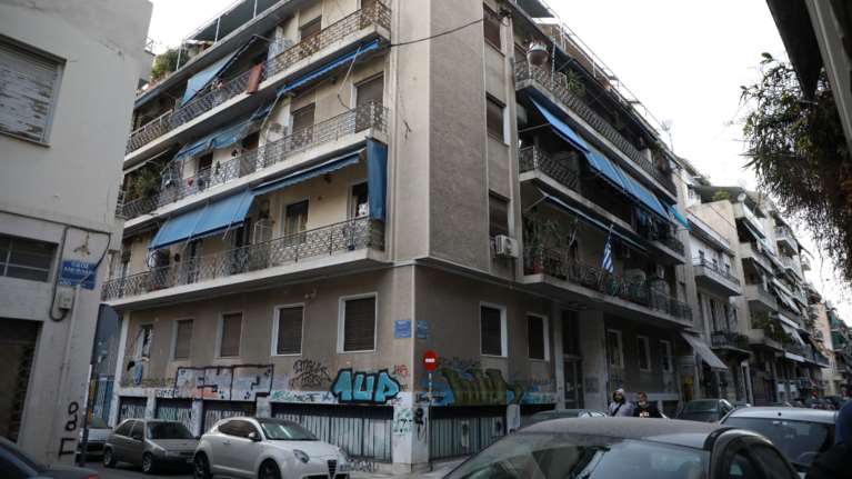 Άγιος Παντελεήμονας: Οι καταγγελίες που έσωσαν τα τρία παιδιά - "Δεν έβγαιναν ποτέ έξω, η μητέρα χτυπούσε τον πατέρα"