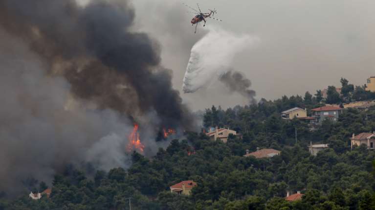 Υπηρεσία Πολιτικής Αεροπορίας: Απαγόρευση πτήσεων πάνω από τις πυρκαγιές