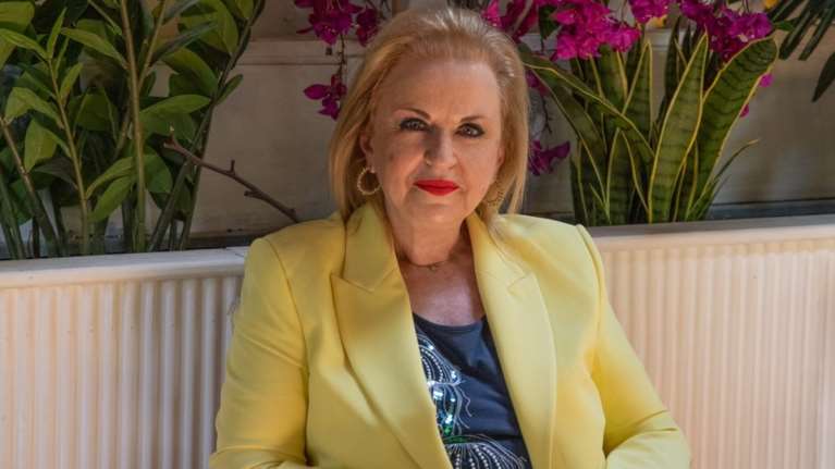 Ματίνα Παγώνη: &quot;Η Louis Vuitton με μάρανε&quot;- Της έκλεψαν το πορτοφόλι μέσα από την τσάντα της σε σούπερ μάρκετ