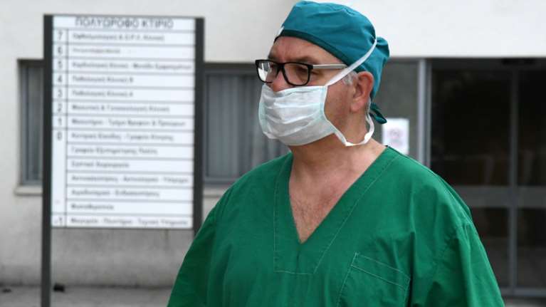 Σήμερα το &quot;δώρο Πάσχα&quot; στους εργαζόμενους σε νοσοκομεία, ΕΟΔΥ, ΕΚΑΒ, Πολιτική Προστασία