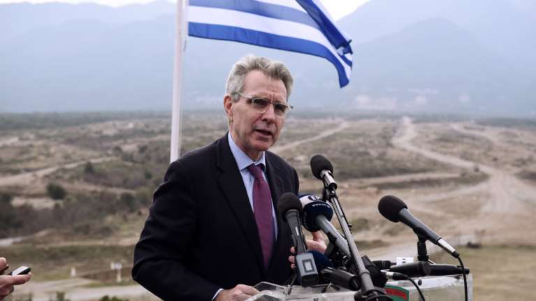 Η πεζοπορία του Τζέφρι Πάιατ στον Όλυμπο: Ο Θρόνος του Δία και τα... νέα ύψη στις σχέσεις Ελλάδας - ΗΠΑ