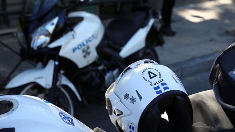 Απατεώνες &quot;λογιστές&quot;: Υπόσχονταν επιστροφή φόρου και έκλεβαν ηλικιωμένους - Χιλιάδες ευρώ η λεία τους