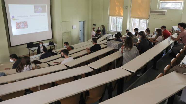 Υπουργείο Παιδείας: Ψηφιακά οι εξετάσεις στα Πανεπιστήμια, στις υπό κατάληψη σχολές - Η σύσκεψη με τους Πρυτάνεις