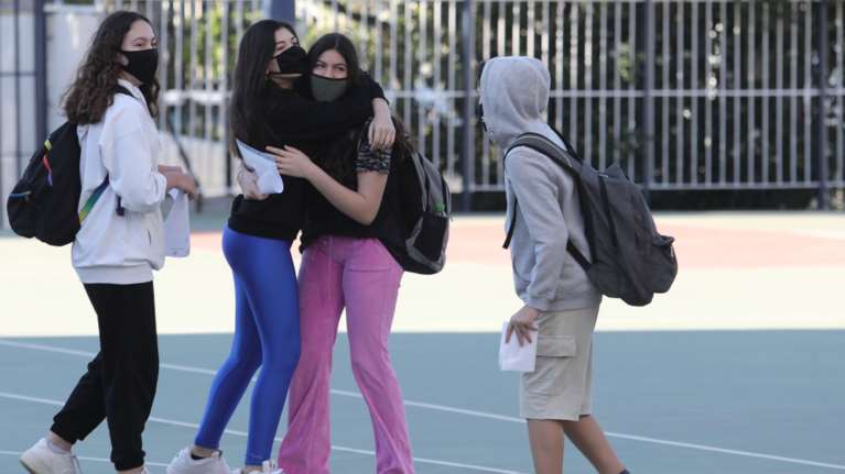 Γώγος: Η επιδημία των 18άρηδων έχει γίνει επιδημία των 35άρηδων, τώρα που σταμάτησαν τα γλέντια