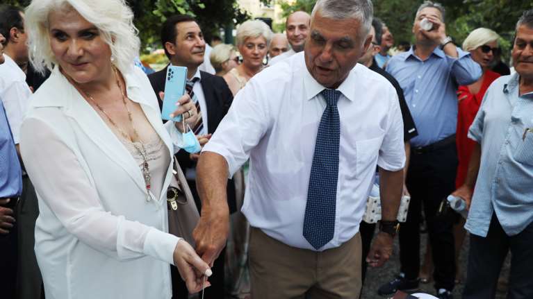 Ξέσπασε μάχη διαδοχής στο κόμμα του Τράγκα: Ποιος θέλει να αναλάβει πρόεδρος &quot;με το έτσι θέλω&quot; - Εξαλλη η οικογένεια