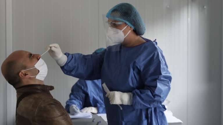 ΕΟΔΥ: Σε 183 σημεία θα πραγματοποιούνται σήμερα δωρεάν rapid test