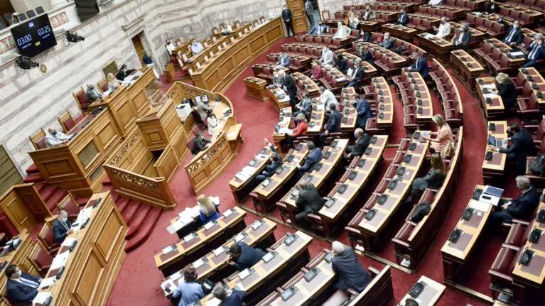 Η "αψυχολόγητη" κίνηση Τσίπρα - Μομφή στον Σταϊκούρα εν μέσω πανδημίας και κρίσης στην Αν. Μεσόγειο