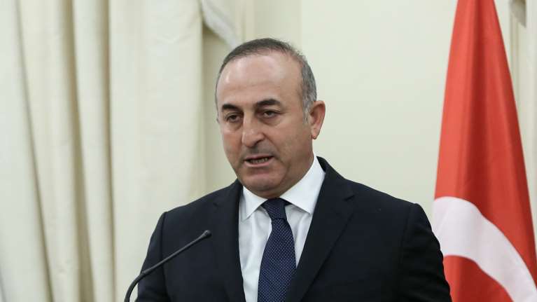 Απειλεί ο Τσαβούσογλου: Εμείς θα συνεχίσουμε να έχουμε τα σύνορα ανοιχτά για τους πρόσφυγες...