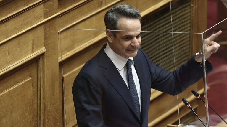 Βουλή: Υπερψηφίστηκε ο προϋπολογισμός - Δεκτός από την πλειοψηφία με 158 &quot;ναι&quot;