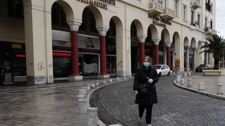 Καθηγητής Μαγιορκίνης: Πάμε καλά, σε ύφεση ο κορονοϊός στην Ελλάδα- Ελπίζω να εξαλειφθεί το καλοκαίρι